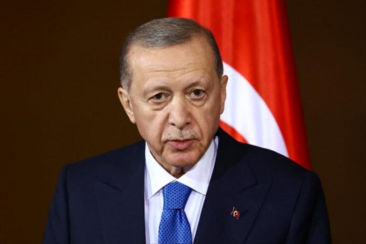 أردوغان للمسلحين الأكراد: ألقوا السلاح وإلا ستدفنون في سوريا