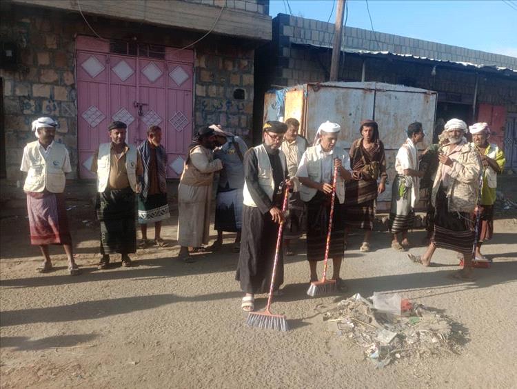 مدير عام الوضيع يدشن حملة نظافة شاملة للمدينة